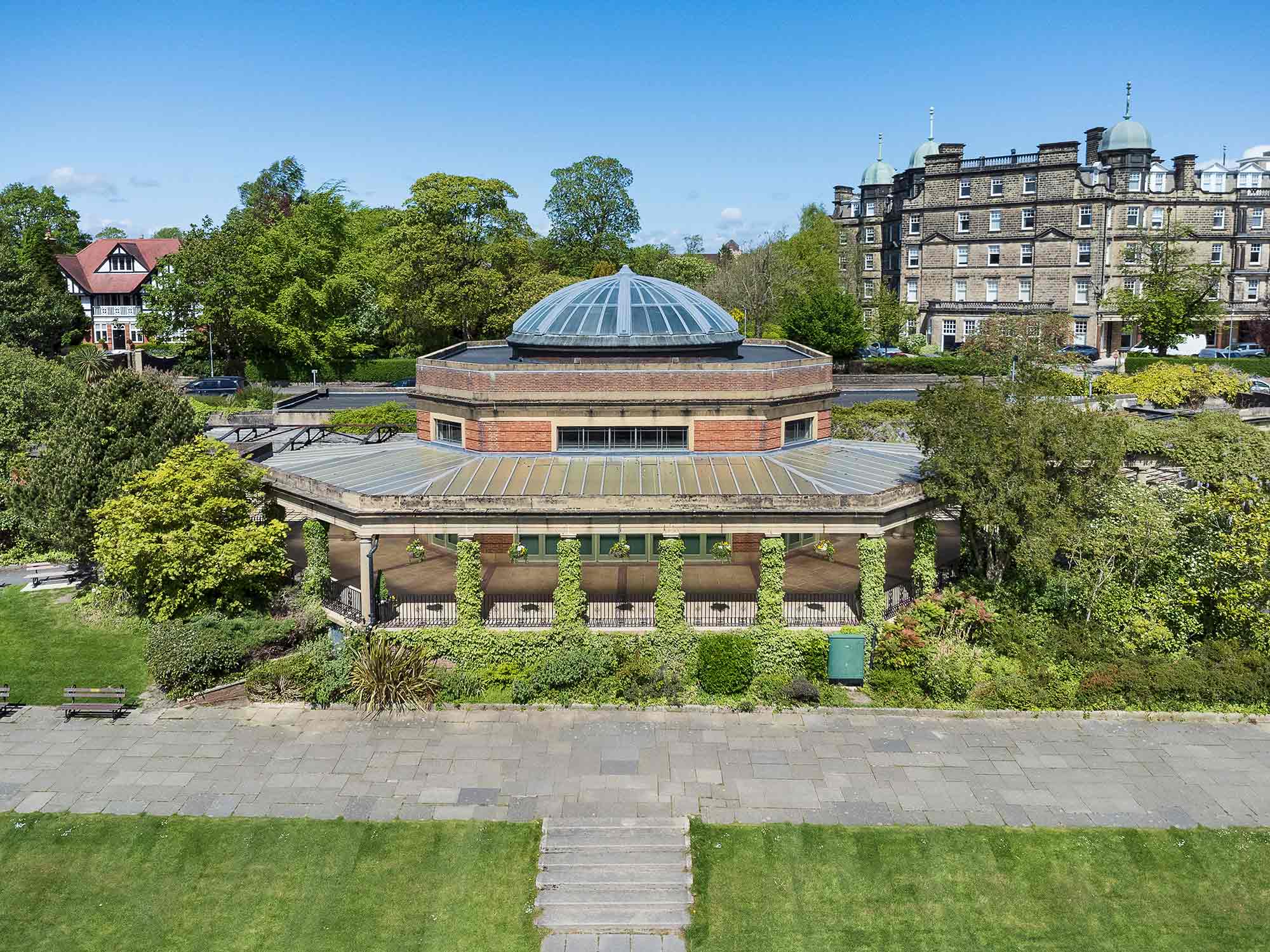 Sun Pavilion and Colonnade