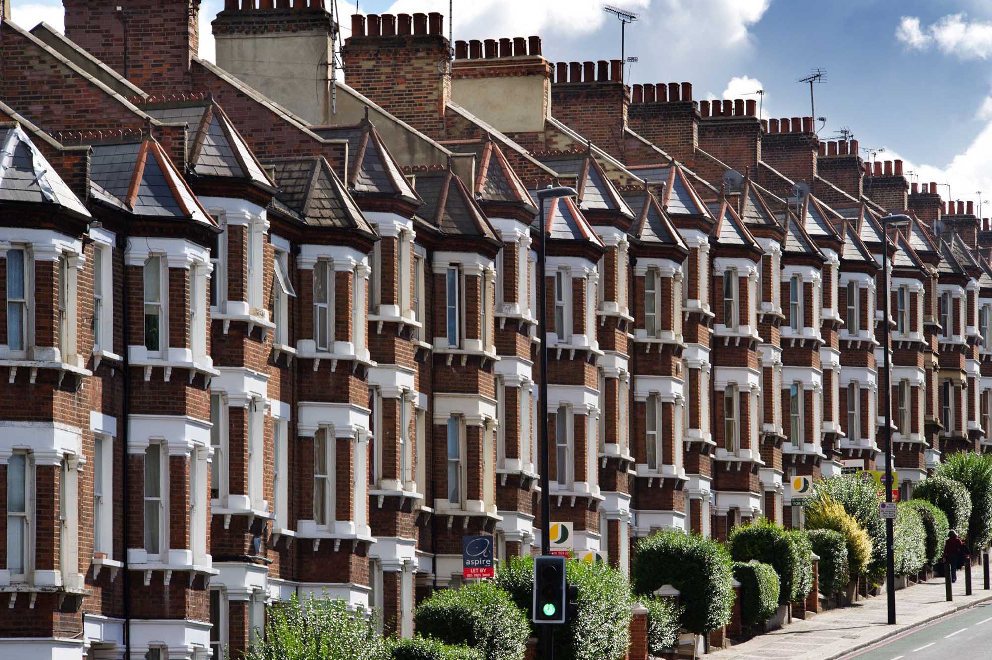 Latchmere Road, Battersea, London. General view of terraced housing.