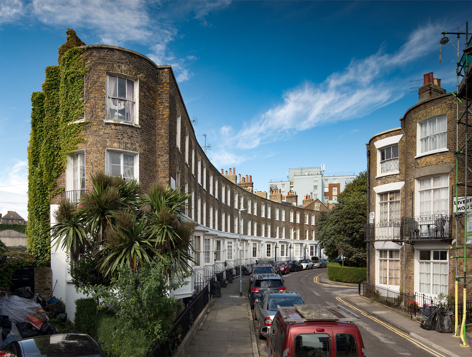 Image showing houses in a Crescent.